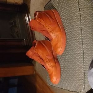 COPY - Nike mid tops